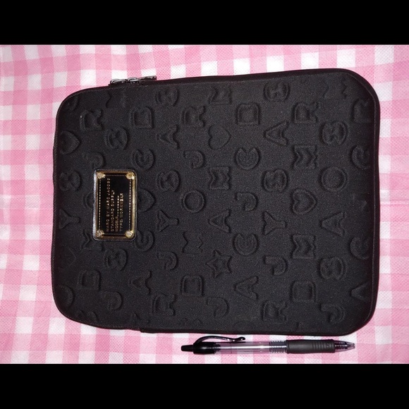 Marc Jacobs Padded Tablet Neoprene Case - Picture 9 of 16